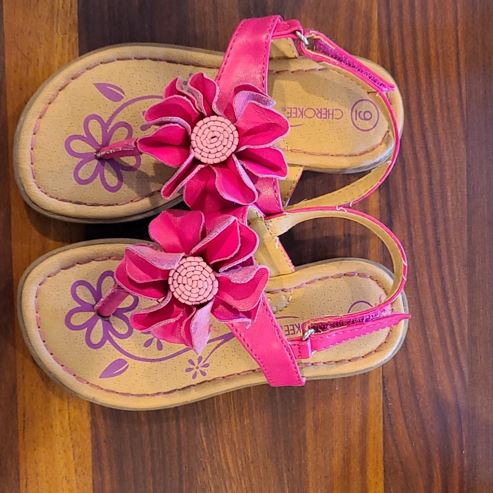 Sandals - Picture 4 of 4
